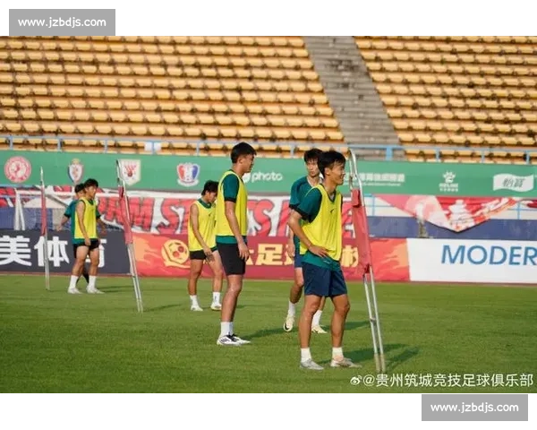 崔跃强执法中乙补赛 贵州筑城竞技 2-1 擒武汉三镇 B 队