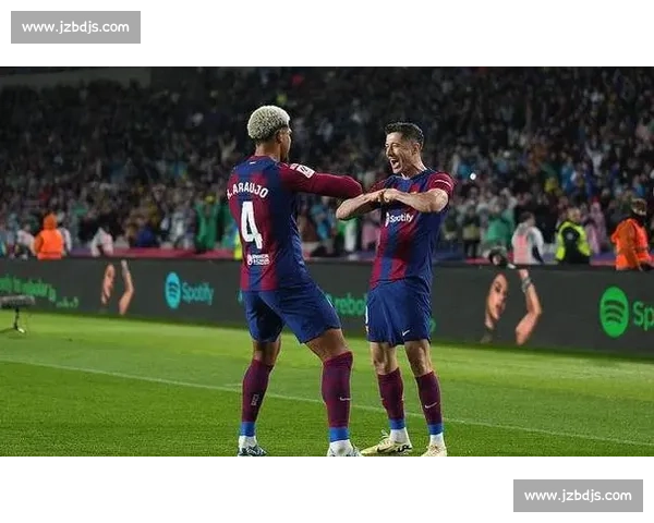 铁心留队!克里斯滕森拒沙特高薪,巴萨后防迎来战术新考验